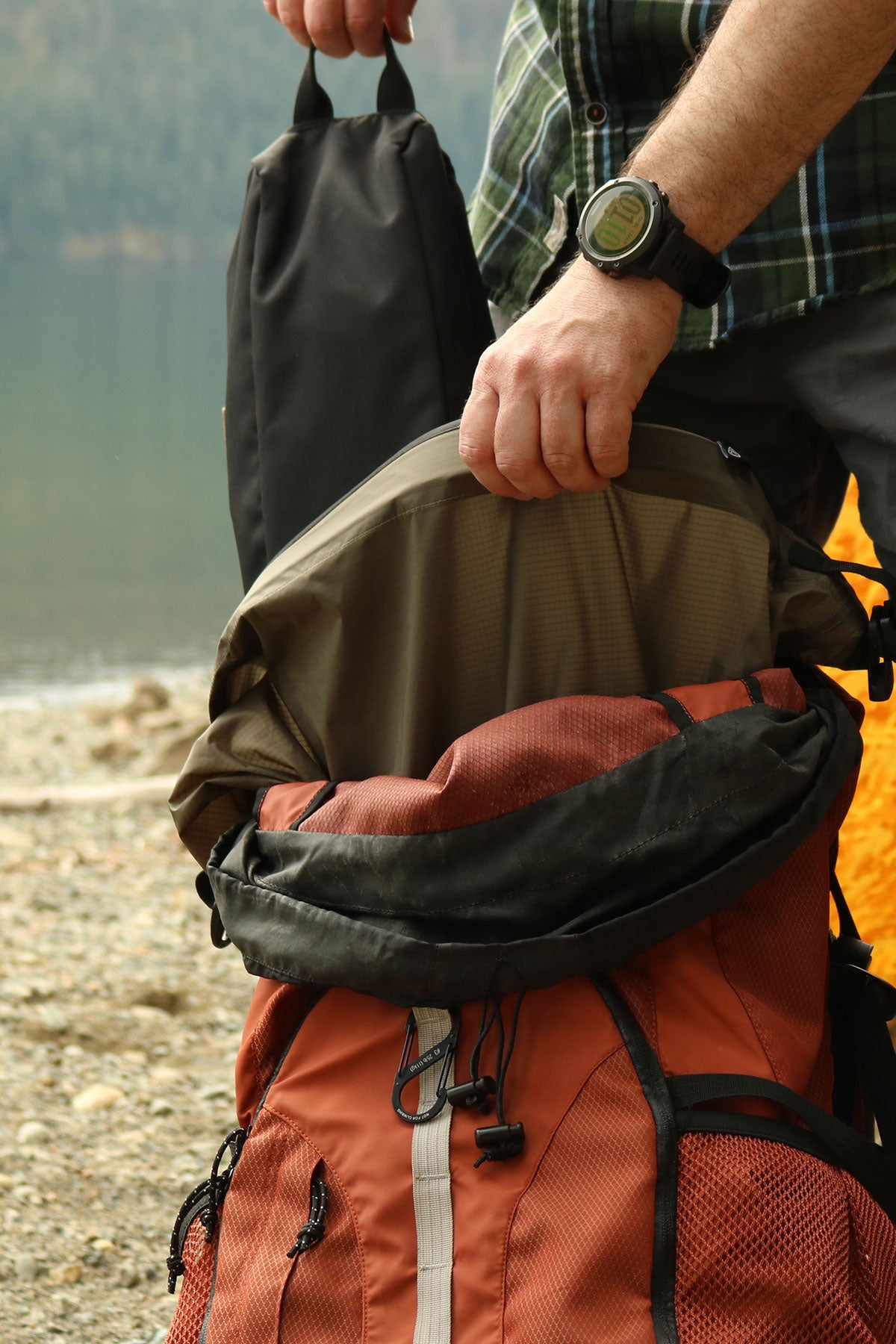 Waterproof Insulated Cooler Bag | Ice Cave - AquaQuest